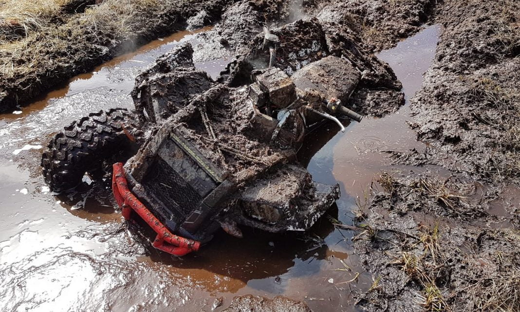 16 Steps to Repair an ATV Submerged in Mud or Water