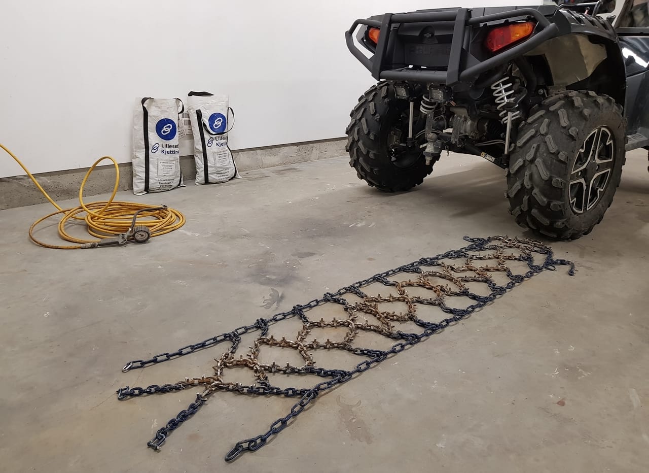 install atv tire chains lay chain behind tire
