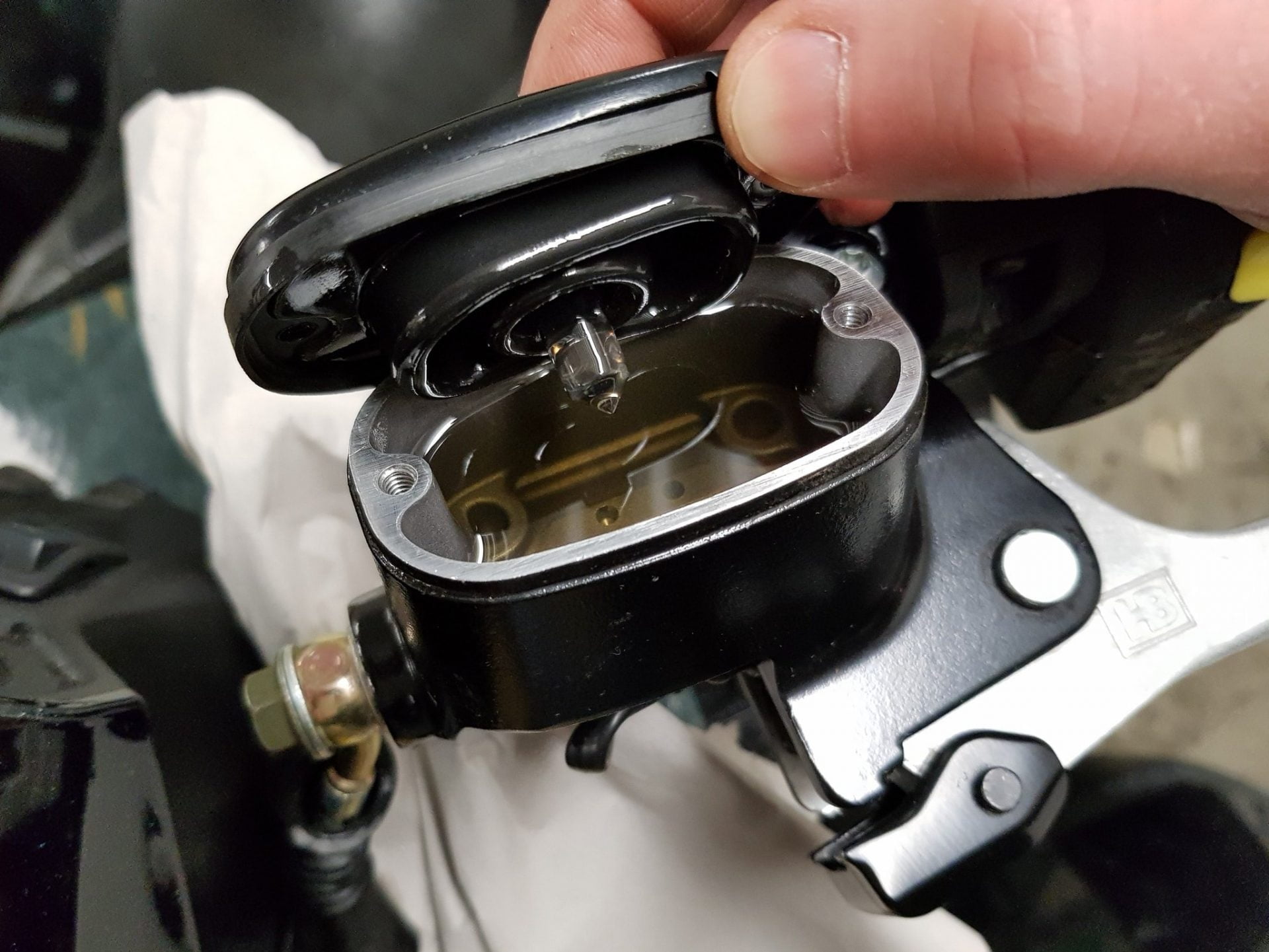 How to Bleed ATV Brakes Manual and Vacuum Method