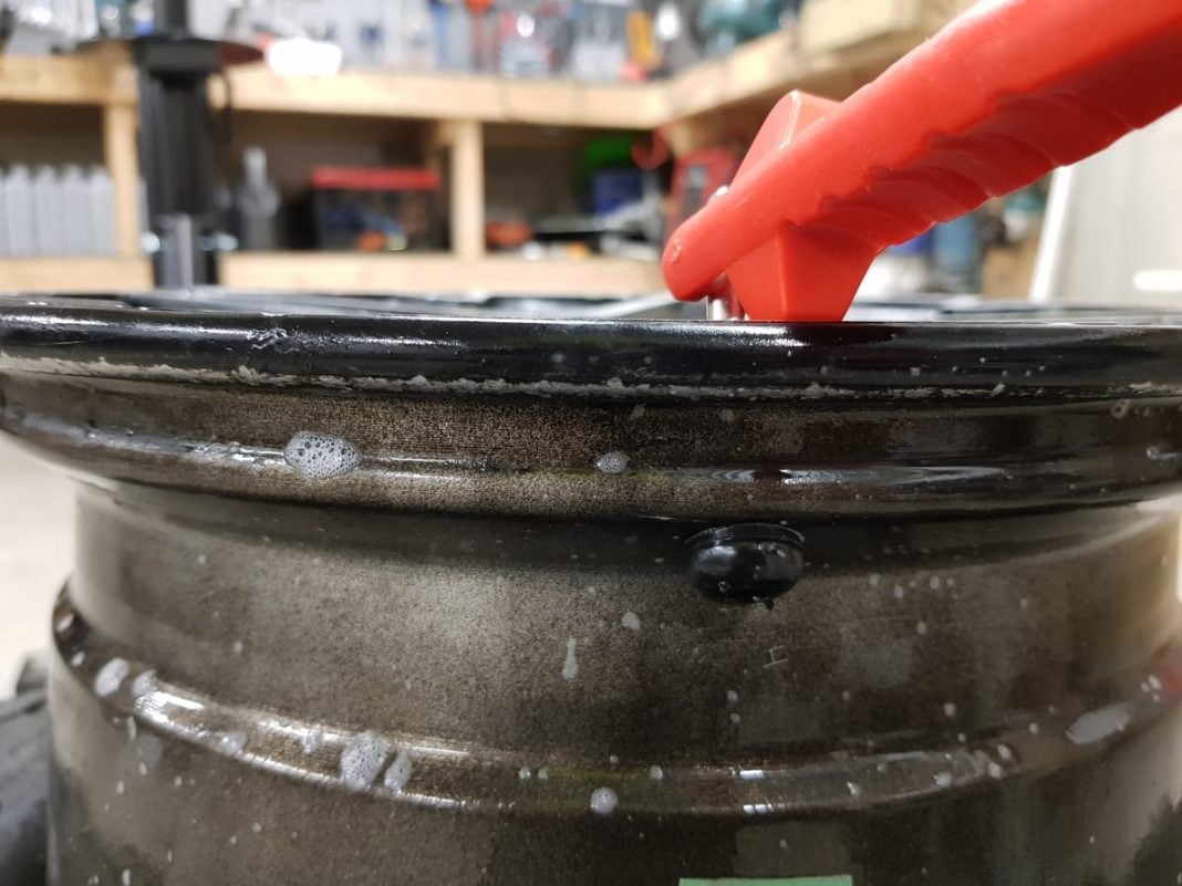 How to Replace the Valve Stem on a Tubeless Tire